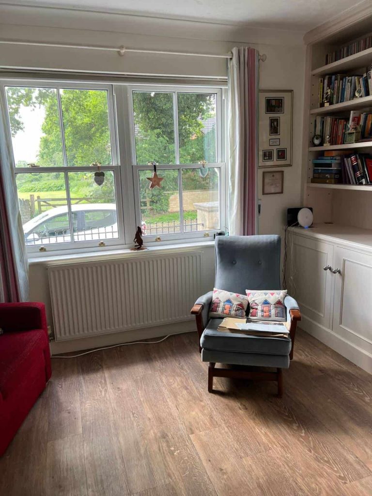 Lounge declutter after 768x1024
